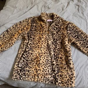 Pink Lily Boutique leopard pullover